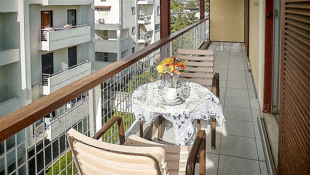 Zina Hotel Apartments Афины Экстерьер фото