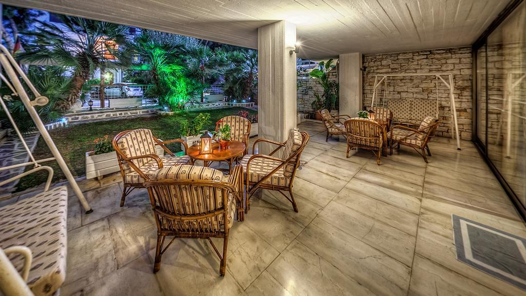 Zina Hotel Apartments Афины Экстерьер фото