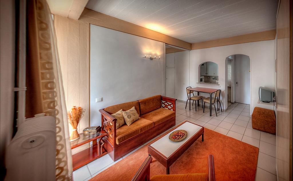 Zina Hotel Apartments Афины Номер фото