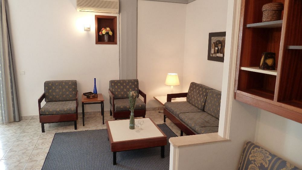 Zina Hotel Apartments Афины Экстерьер фото