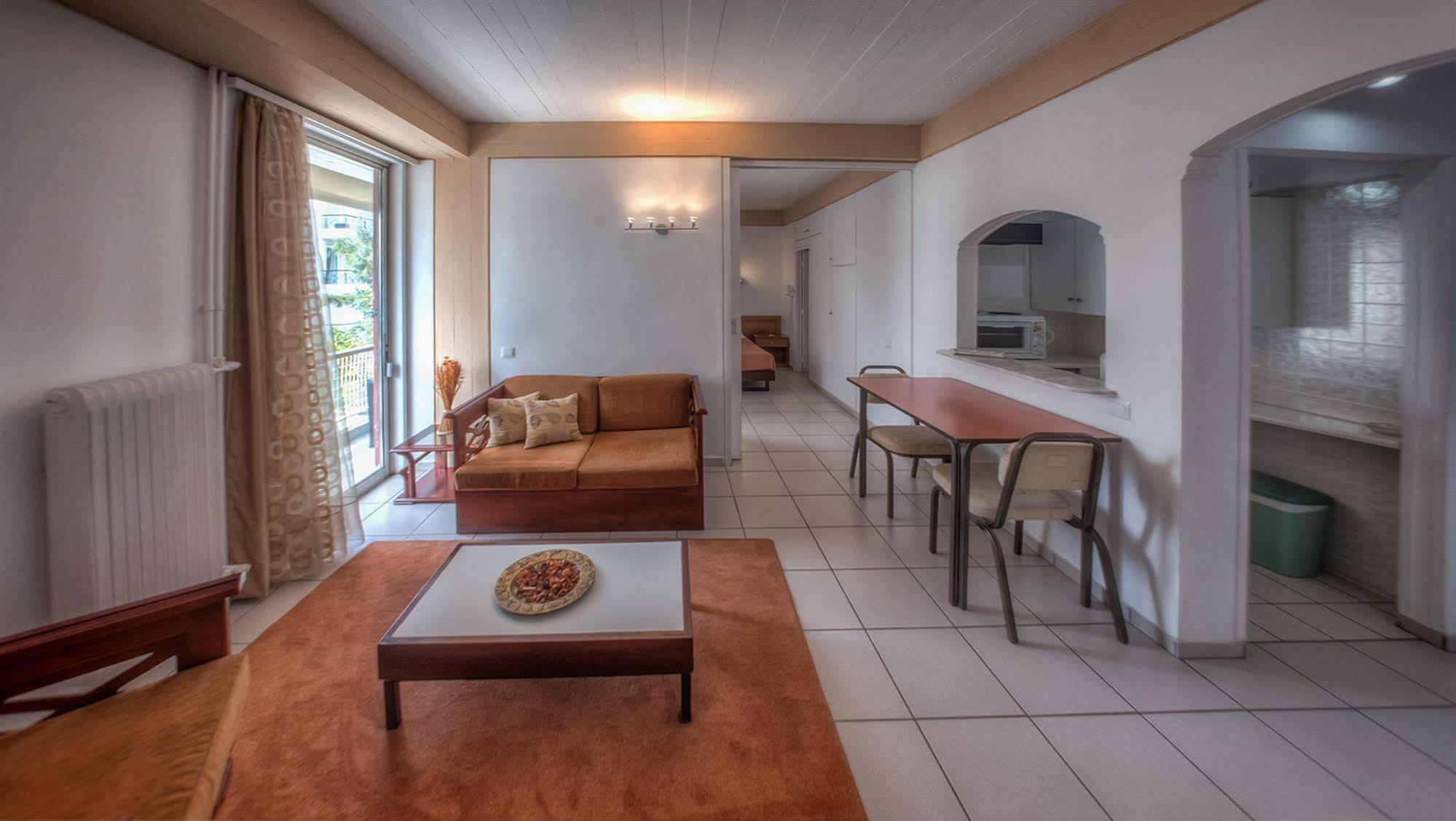 Zina Hotel Apartments Афины Экстерьер фото